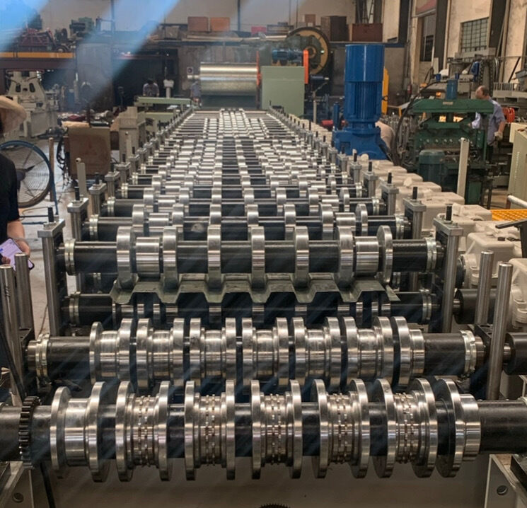 New B Deck Roll Forming Machine